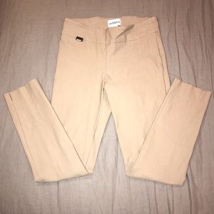 Peck & Peck khaki pants, size 6